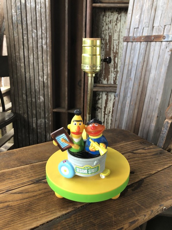 画像1: 80s Vintage Sesame Street Ernie and Bert lamp (A250)