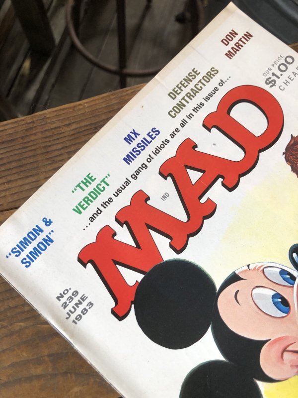 画像2: 1983 Vintage MAD Magazine No.239 JUNE '83 (A260)