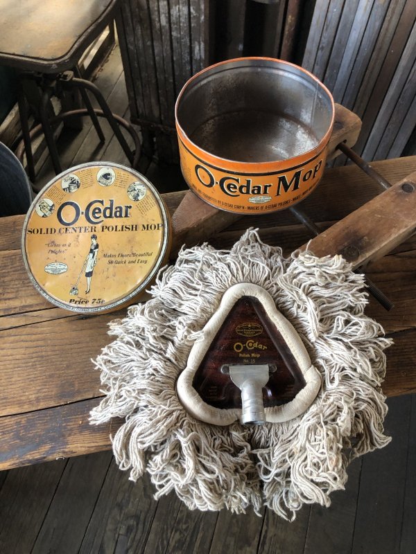 画像6: 30s Vintage O-Cedar Polish Mop Tin Can (A316)