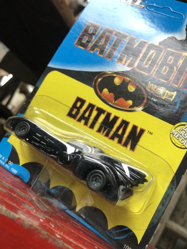 画像9: 80s Vintage Ertl BATMAN Batmobile 1/64 Diecast Car MOC (A324)