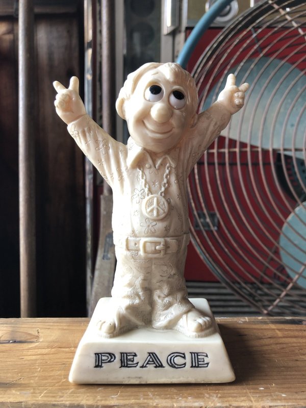 画像1: 70s Vintage Russ and Berry PEACE Sillisculpts Figure Message Doll (A361) 