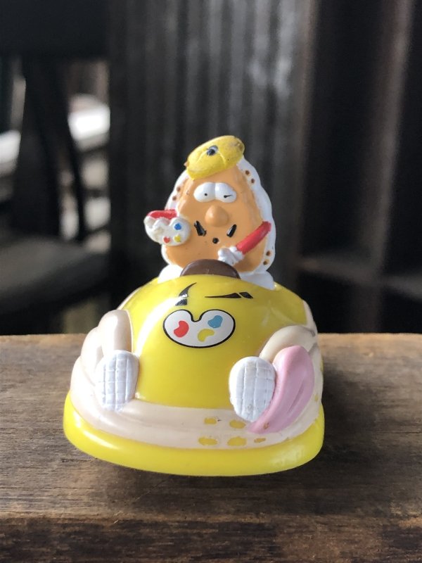 画像1: 90s Vintage IHOP Pancake Kids Meal Toy Pull-Back Car FRENCHY (A370)