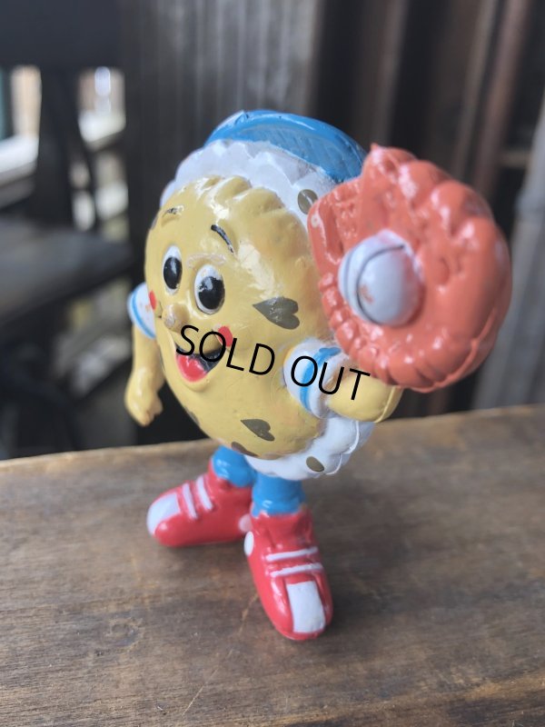 画像2: 90s Vintage IHOP Pancake Kids Meal Toy PVC Chocolate Chip Charlie (A373)