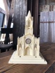 画像2: 50s Vintage Raylite Lighted Musical Windup Church (A382) (2)