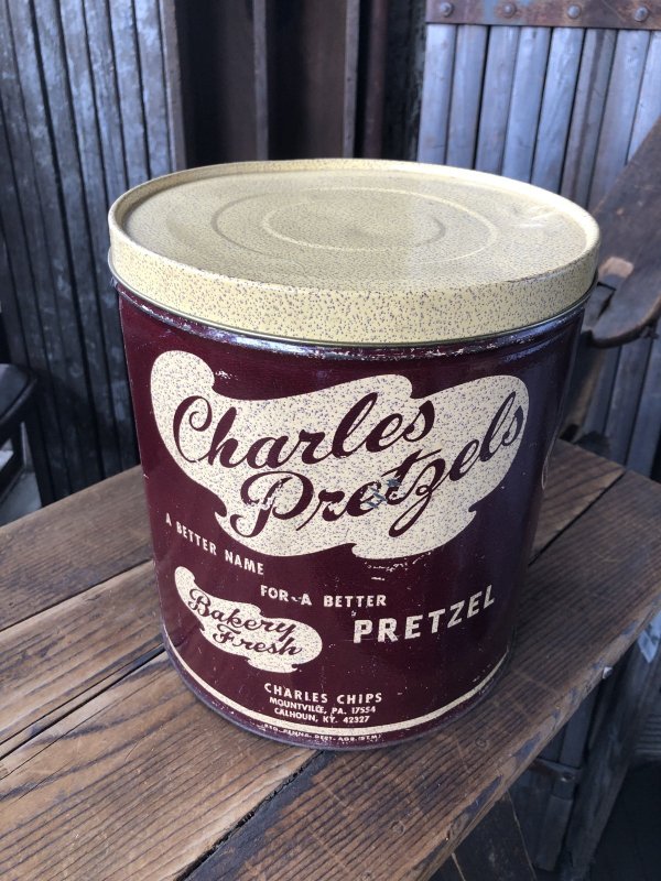 画像1: Vintage Charles Chips Advertising Pretzels Tin Can (A392)