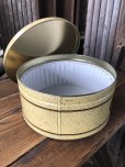 画像6: Charles Chips Advertising Cookie Tin Can (A397) (6)