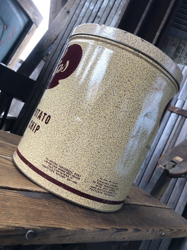 画像2: Vintage Charles Chips Advertising Potato Chip Tin Can (A393)