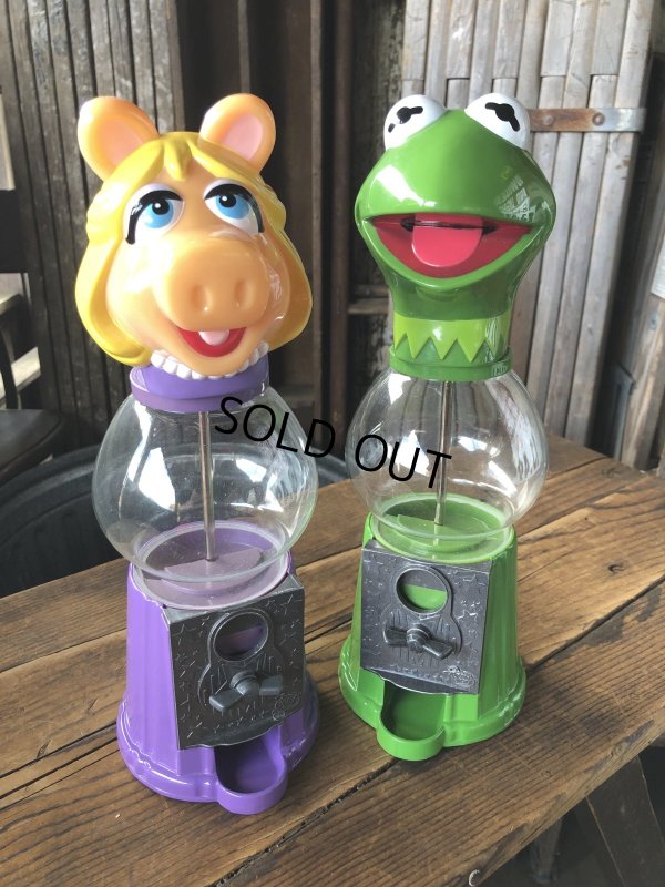 画像1: 00s The Muppet Show Kermit the Frog and Miss Piggy Gumball Machines (A400)