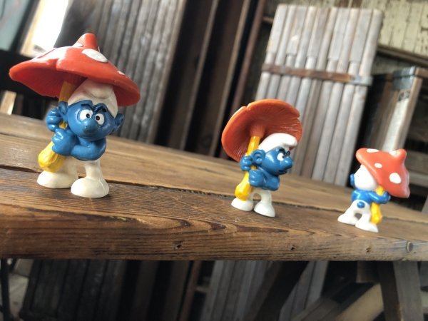 画像10: 70s Vintage Smurfs Umbrella Mushroom PVC Figure (A431)  