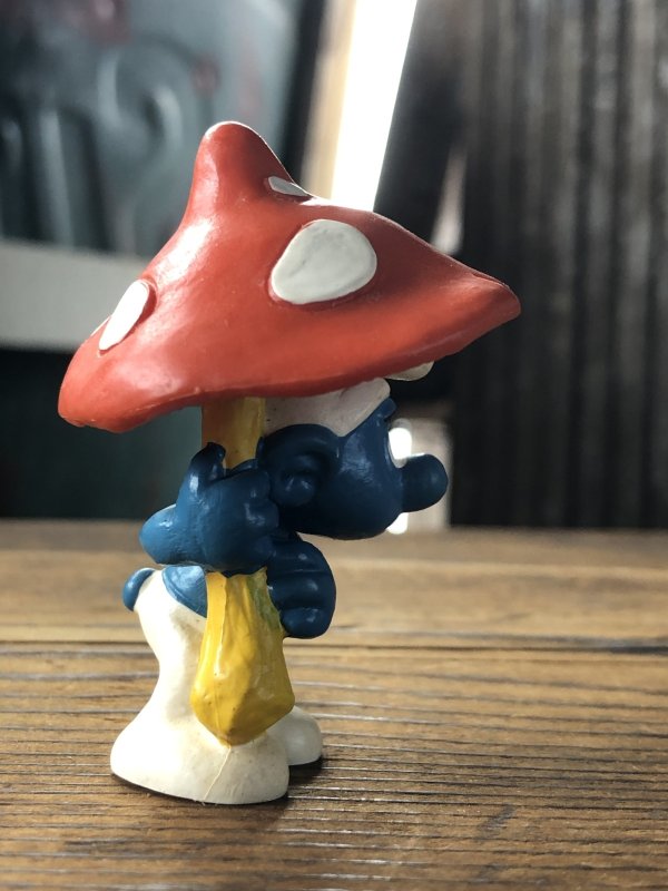 画像5: 70s Vintage Smurfs Umbrella Mushroom PVC Figure (A431)  