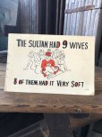 画像1: 50s Vintage Giant Comic Funny Postcard THE SULTAN HAD 9 WIVES (A439)   (1)