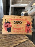画像1: Vintage Funny Postcard Wooden Plaque BORROW MONEY! (A442)   (1)
