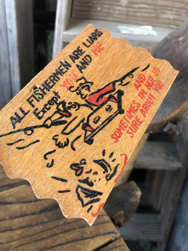 画像2: Vintage Funny Postcard Wooden Plaque ALL FISHERMAN... (A445)  