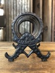 画像1: Antique K Diamond Victorian Cast Iron Letter Holder (A503)   (1)