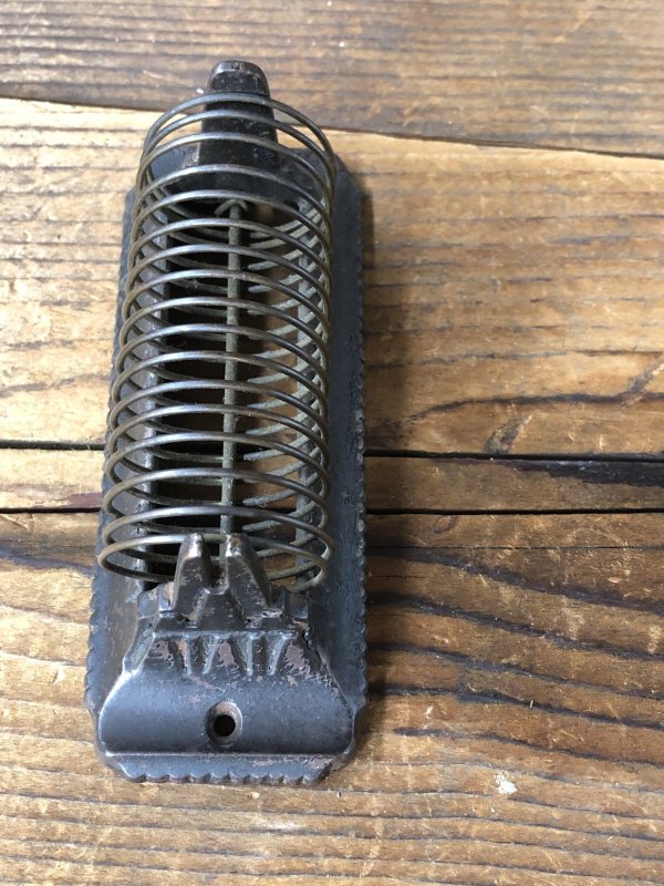 画像4:  Antique Cast Iron Letter Holder (A502)  