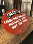 画像2: 50s Vintage Smokers Gas Station Heavy Metal Display Sign (A505)    (2)
