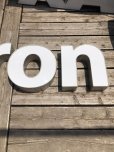 画像14: Vintage Original Chevron GS Lighted Letter Sign Store Display Huge!! (A534) (14)