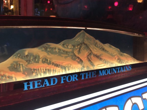 画像38: 80s Advertising Anheuser-Busch BUSCH Beer Billiard Pool Table Light Head for the Mountains (A535)