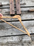 画像1: Vintage USA Advertising Wood Hanger IS.KOWALSKI Inc. (A589) (1)