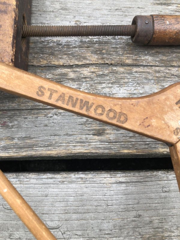 画像4: Vintage USA Advertising Wood Hanger HARTNEY'S STYLE SHOP (A584)