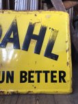 画像8: RARE! 50s Vintage Bardahl Motor Oil Makes Cars Run Better Store Display Sign HTF!!! (A629)  (8)