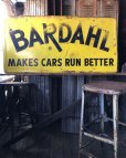 画像1: RARE! 50s Vintage Bardahl Motor Oil Makes Cars Run Better Store Display Sign HTF!!! (A629)  (1)