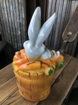 画像3: 70s Vintage Looney Tunes Bugs Bunny Coin Bank (A638) (3)