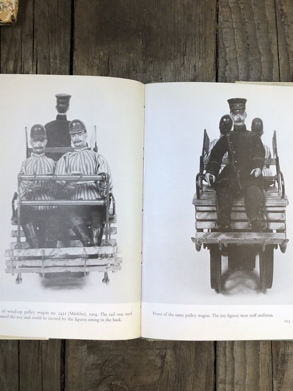 画像11: Vintage Mechanical Tin Toys by Arno Weltens Collector Book (A671)