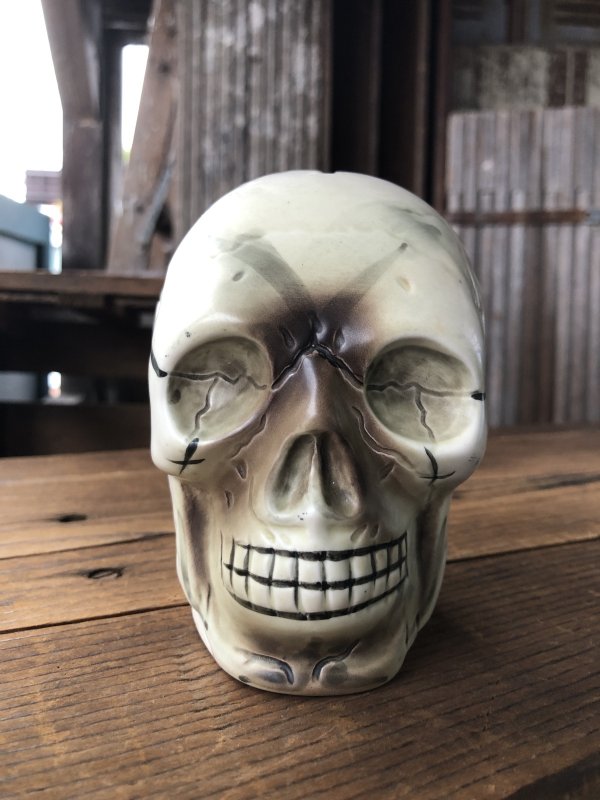 画像1: Vintage Japan Skull Ceramic Coin Bank (A675)