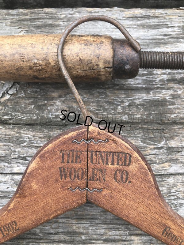 画像3: Vintage USA Advertising Wood Hanger THE UNITED WOOLEN (A689)