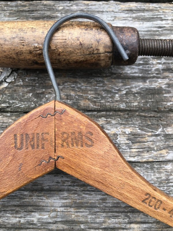 画像3: Vintage USA Advertising Wood Hanger UNIFORMS (A687)