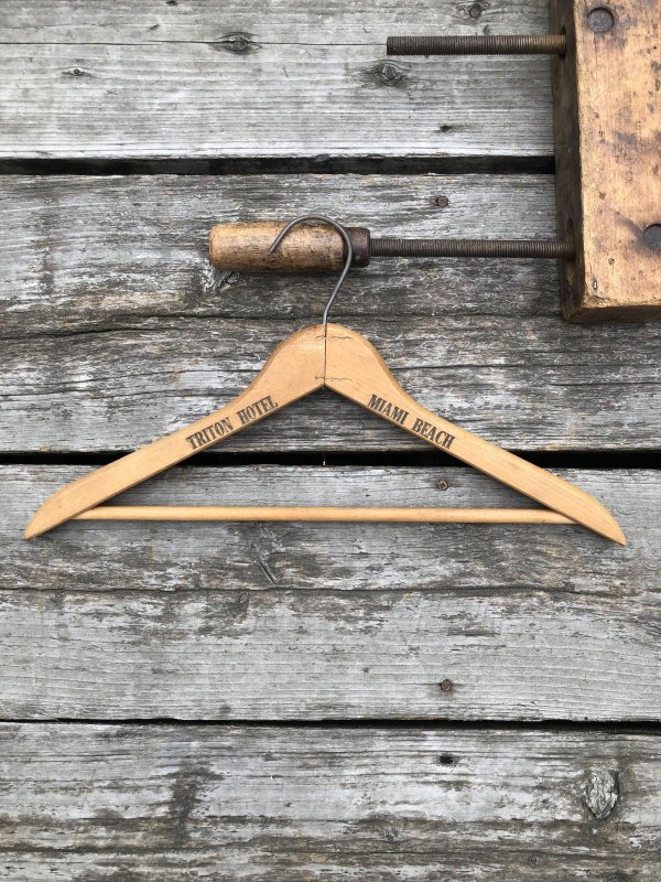 画像1: Vintage USA Advertising Wood Hanger TRITON HOTEL (A693)