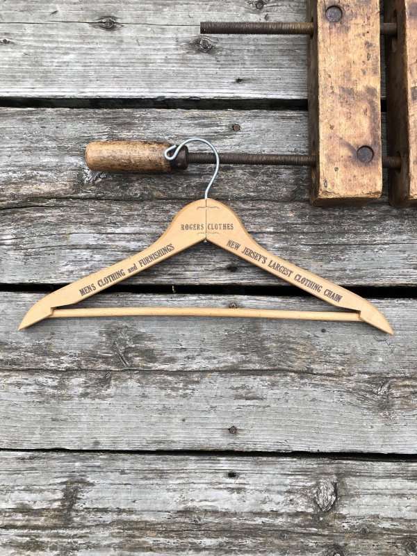 画像1: Vintage USA Advertising Wood Hanger ROGERS CLOTHES (A682)