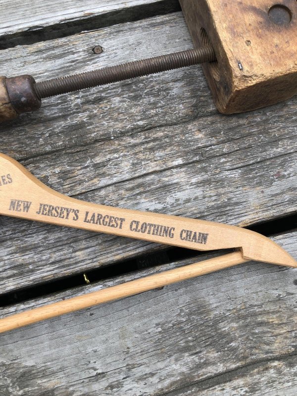 画像4: Vintage USA Advertising Wood Hanger ROGERS CLOTHES (A682)