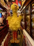 画像1: Vintage Advertising Sesame Street Big Bird Store Display Life size Statue RARE! Hard to Find! (A768) (1)