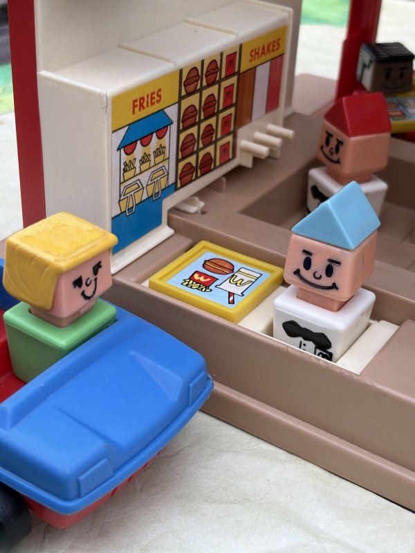 画像15: 70s Vintage McDonalds Playskool Familiar Places w/box (A770)