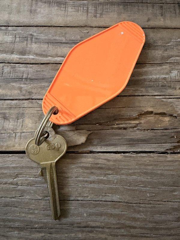 画像2: Vintage Motel Key WILLOWS MOTEL #9 (A826)