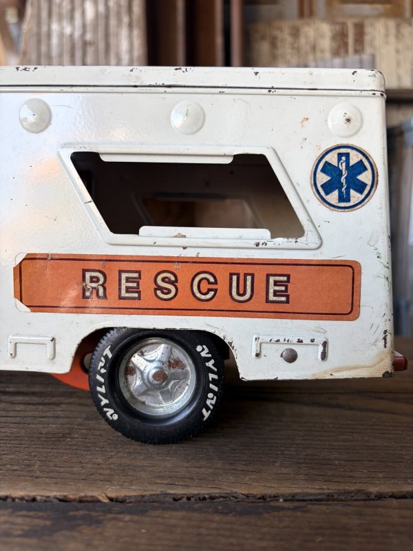 画像12: 70s Vintage Nylint Rescue Ambulance Truck (A845)