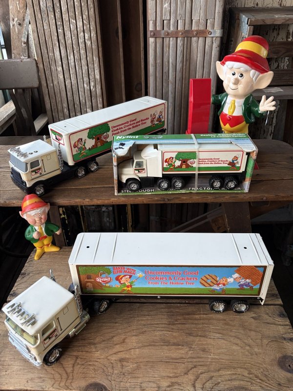 画像21: 80s Nylint Keebler Advertising Pressed Steel Truck and Trailer (A847)