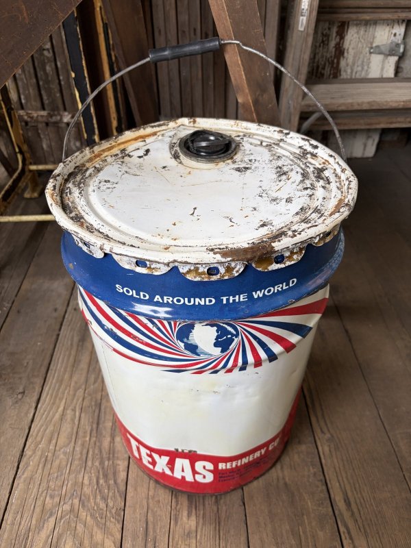 画像17: Vintage TRC TEXAS REFINERY CORP 7 Gallon Oil Can (A853)