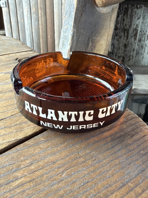 画像1: Vintage Souvenir Ashtray / ATLANTIC CITY N.J. (A865)