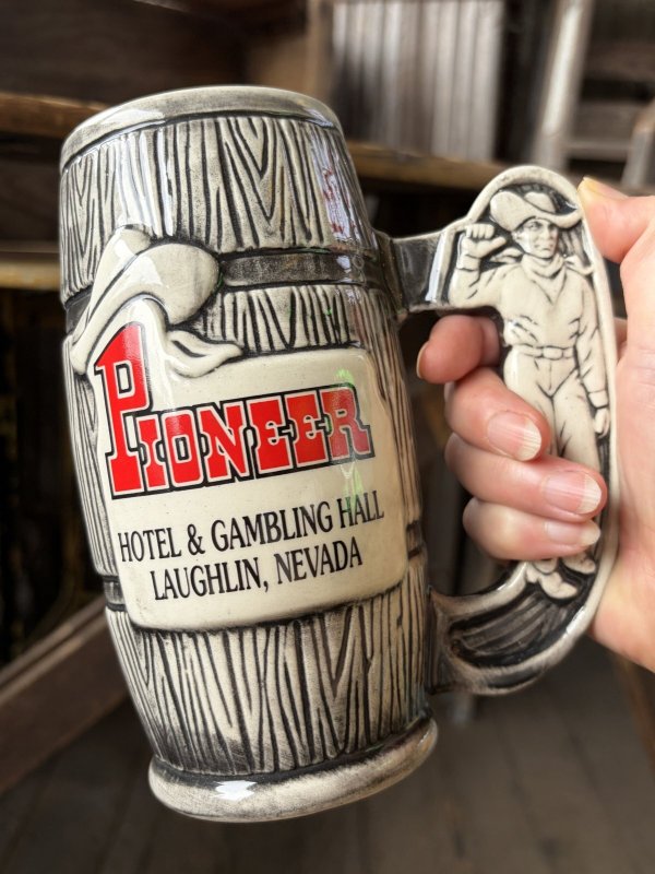 画像13: Vintage PIONEER Hotel & Casino Beer Stein Mug (A875)