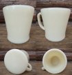 画像2: FireKing Ivory D Mug (AC-636)   (2)