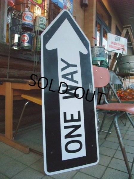 画像1: Vintage ROAD Sign / ONE WAY (AC-924)  (1)