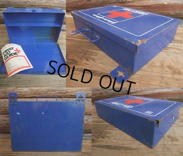 画像2: 70s Vintage Johnson&Johnson First AID Cabinet Box (NK-249) (2)