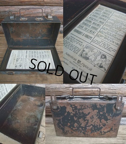 画像3: Vintage AO First AID Cabinet Box (NK250) (3)