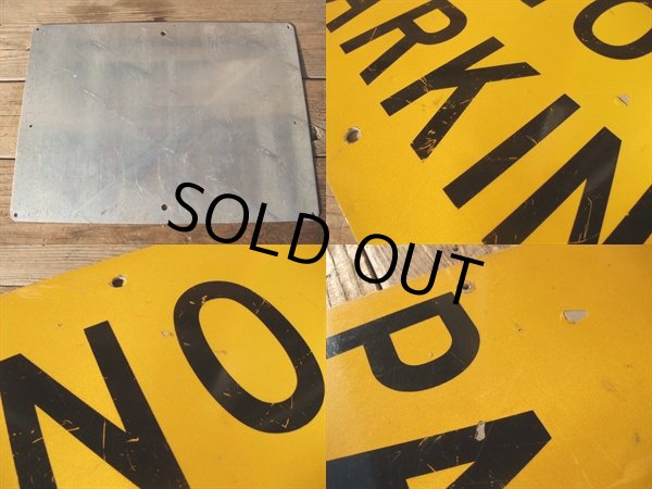 画像2: Vintage Road Sign NO PARKING (NK596)  (2)