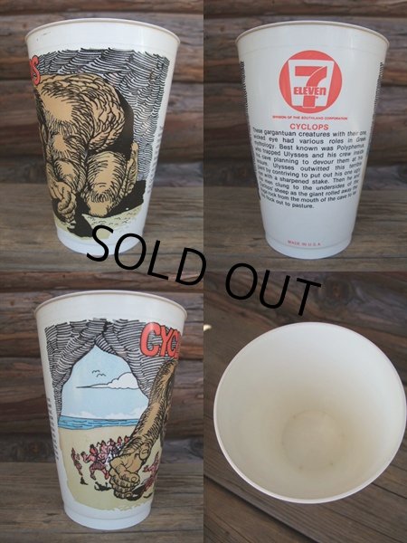 画像2: 70s Vintage Seven-Eleven Monster Cup CYCLOPS (NK880) (2)