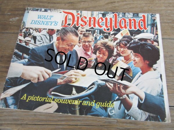 画像1: Vintage Disneyland Souvenir&Guide Book (PJ150) (1)