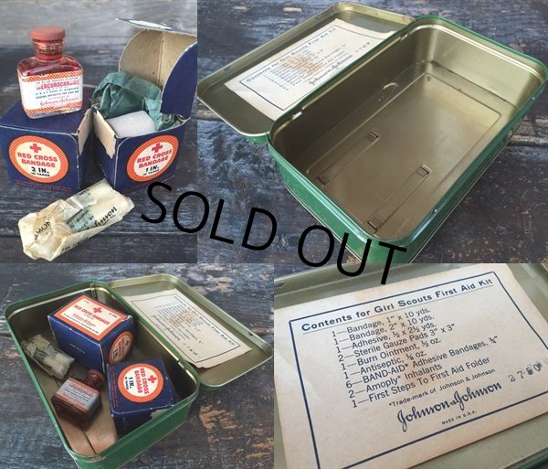 画像2: Vintage Johnson&Johnson GIRL SCOUTS First AID Kit Can (PJ882) (2)